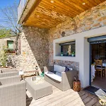 Maison De Village