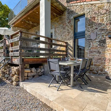 Maison De Village بيت للعطل *